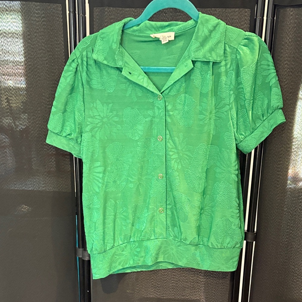 Green Floral Button-Up Blouse